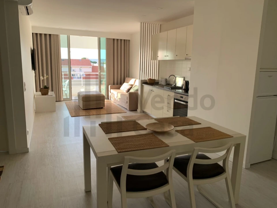 Apartamento T1 para Arrendamento em Quarteira Foto 13
