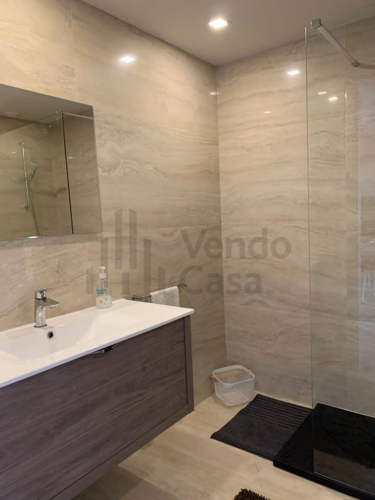Apartamento T1 para Arrendamento em Quarteira Foto 17