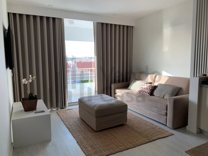 Apartamento T1 para Arrendamento em Quarteira Foto 16