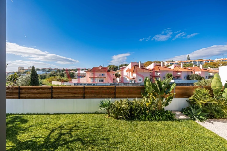 Moradia T2 para Venda em São Domingos de Rana Foto 3