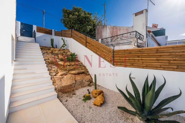 Moradia T2 para Venda em São Domingos de Rana Foto 4