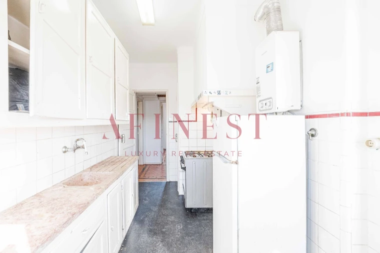 Apartamento T2 para Venda em Penha de França Foto 9