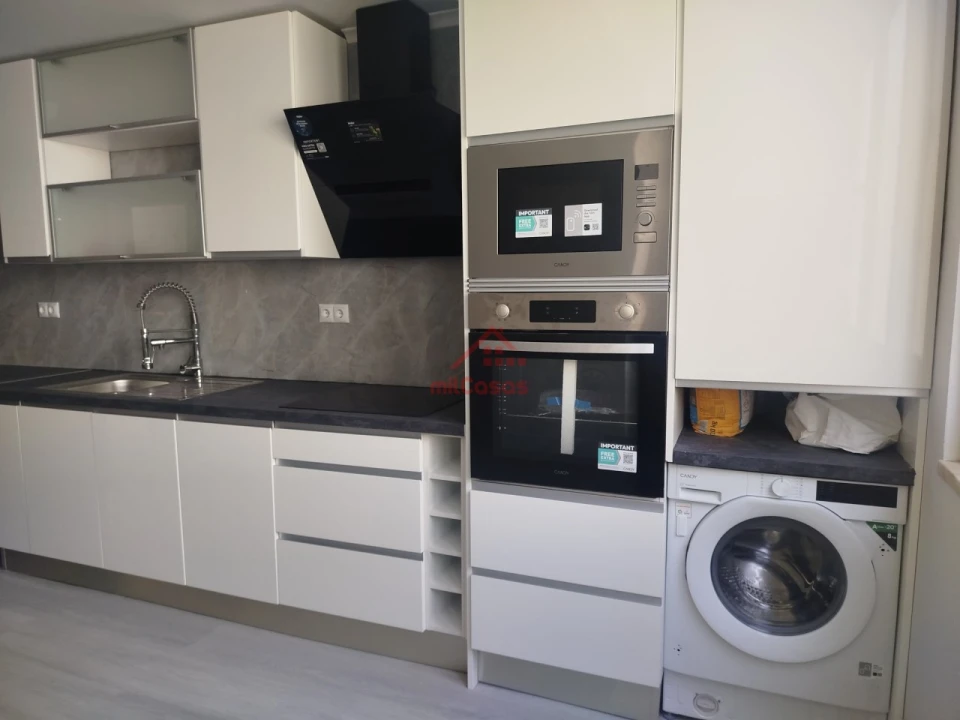 Apartamento T2 para Venda em Benfica Foto 6