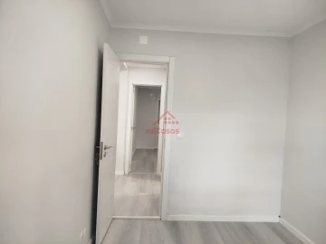 Apartamento T2 para Venda em Benfica