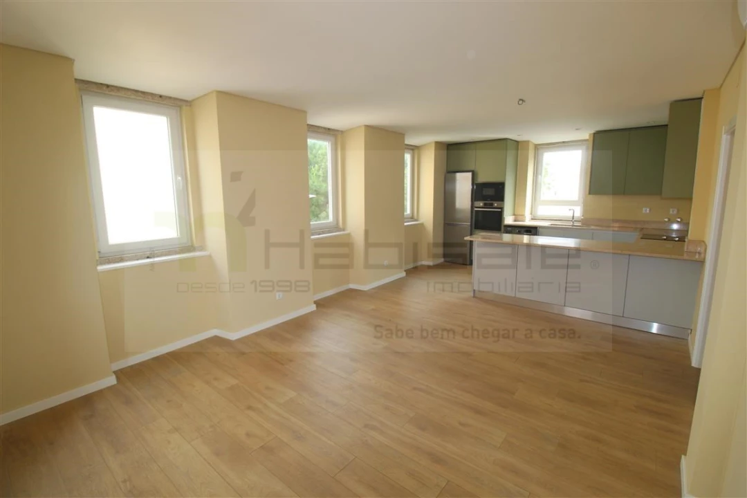 Apartamento T2 para Venda em Massamá e Monte Abraão Foto 4