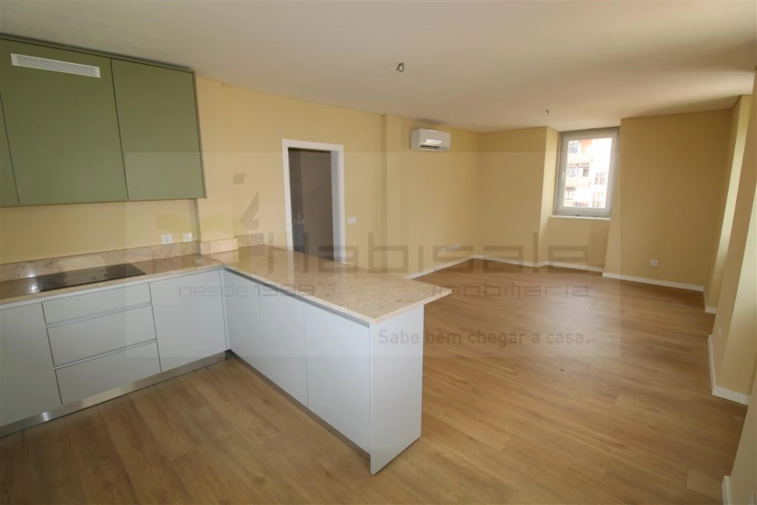 Apartamento T2 para Venda em Massamá e Monte Abraão Foto 8
