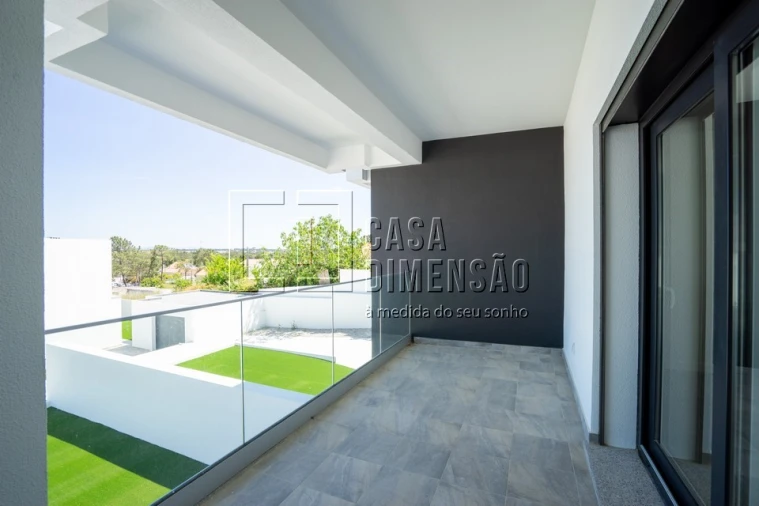 Moradia T4 para Venda em Corroios