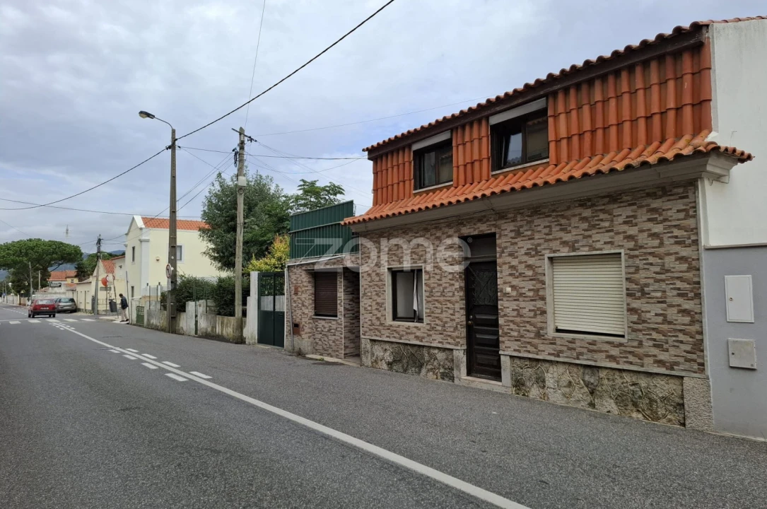 Moradia T3 para Venda em Alcabideche Foto 5