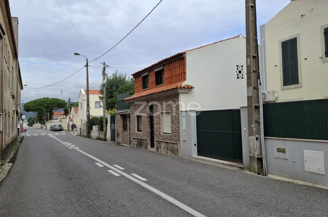 Moradia T3 para Venda em Alcabideche Foto 9