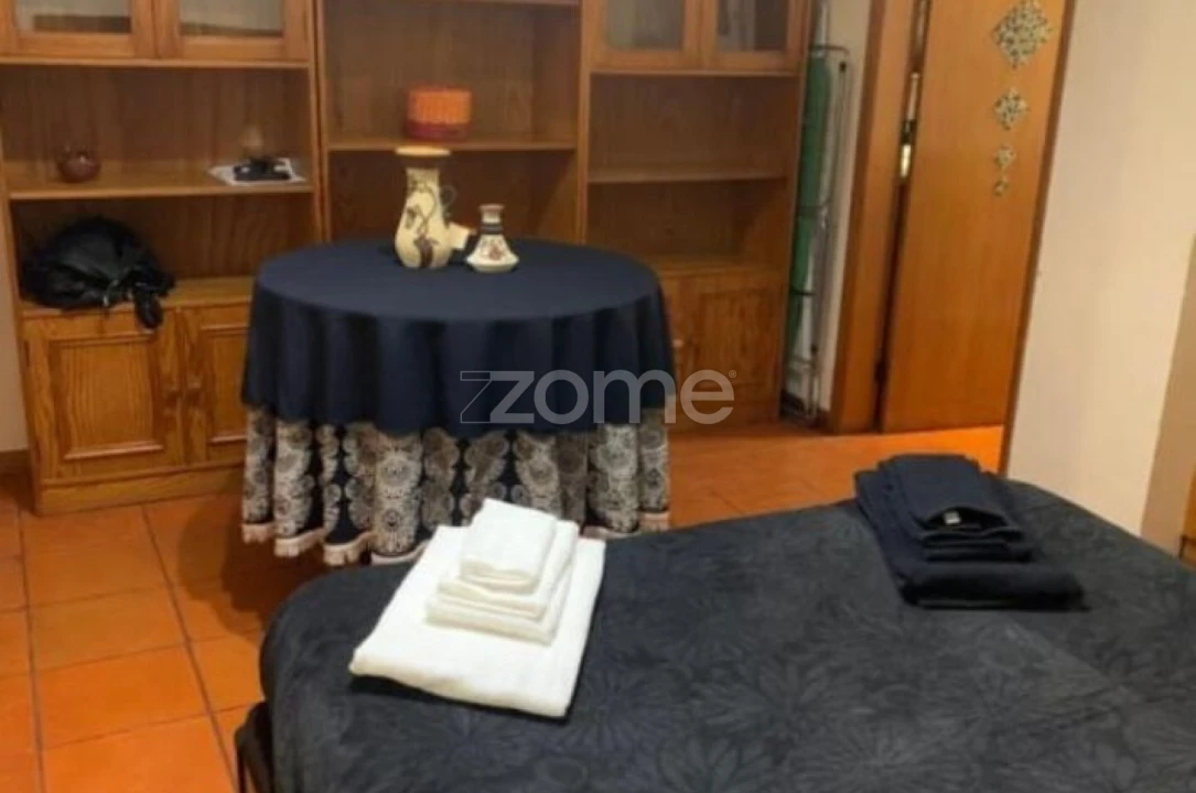 Apartamento T1 para Venda em Sé Nova, Santa Cruz, Almedina e São Bartolomeu Foto 8