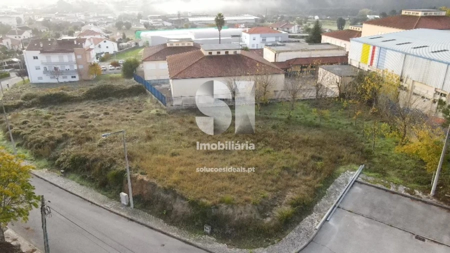 Terreno para Venda em Louriçal Foto 1