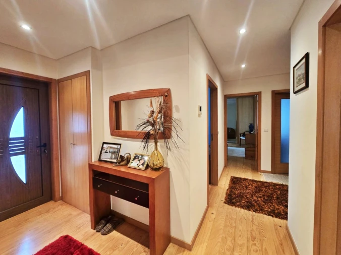 Moradia T3 para Venda em Coronado (São Romão e São Mamede) Foto 2