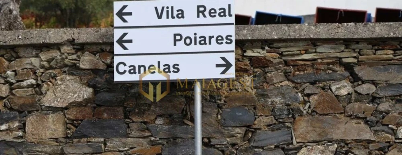 Quinta T4 para Venda em Peso da Régua e Godim Foto 12