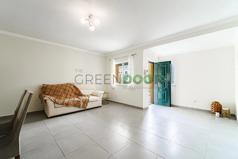 Moradia T2 para Venda em Amora Foto 10