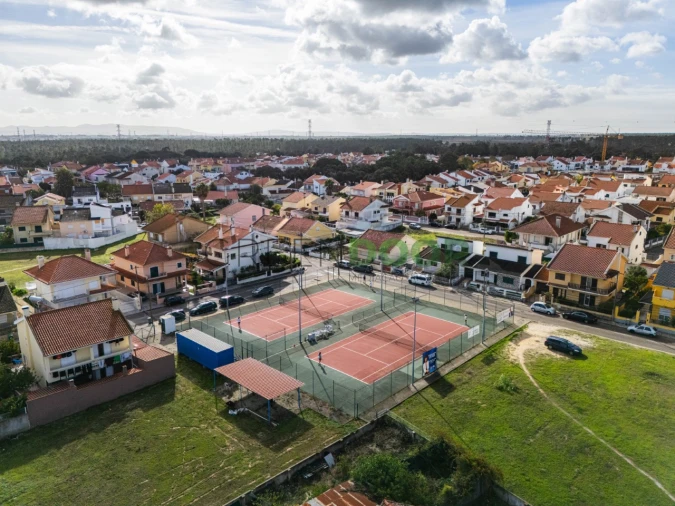 Moradia T2 para Venda em Amora Foto 34