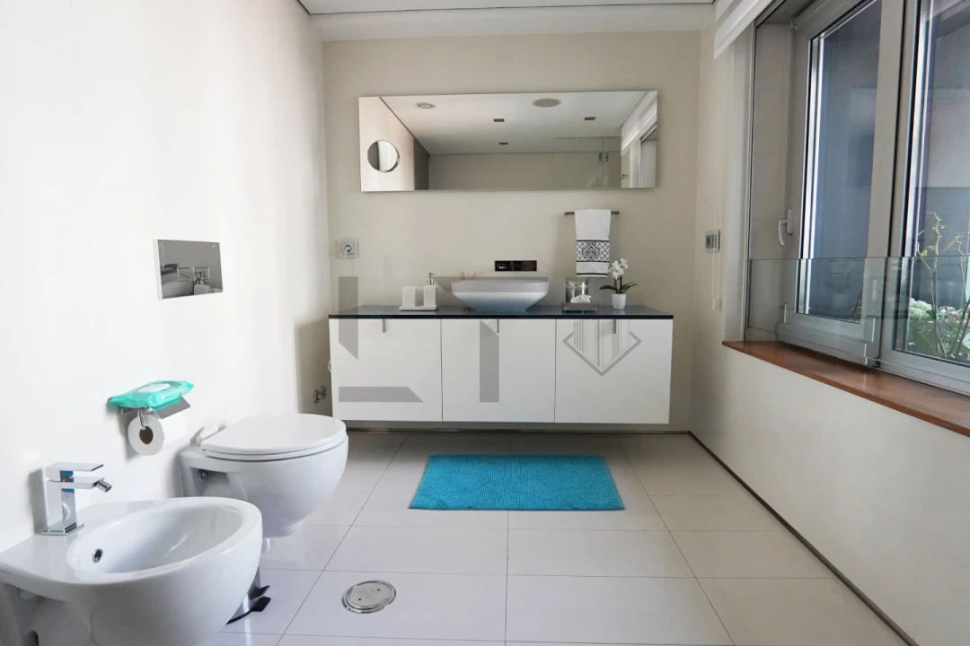 Apartamento T5 para Venda em Avenidas Novas Foto 59