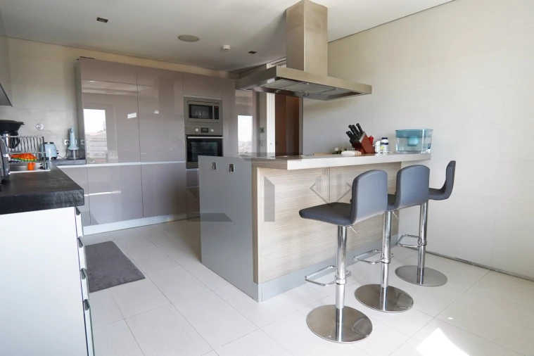 Apartamento T5 para Venda em Avenidas Novas Foto 27