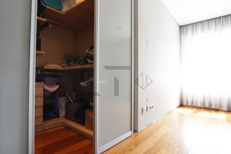 Apartamento T5 para Venda em Avenidas Novas Foto 44