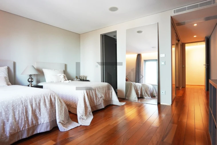 Apartamento T5 para Venda em Avenidas Novas Foto 48