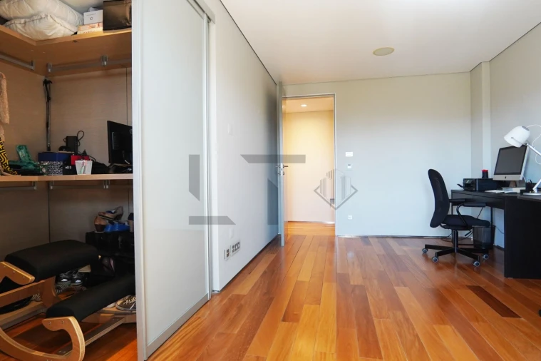 Apartamento T5 para Venda em Avenidas Novas Foto 52
