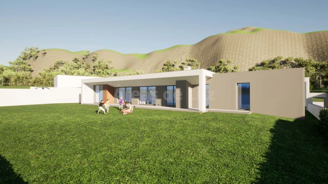 Moradia T4 para Venda em Arrabal Foto 3