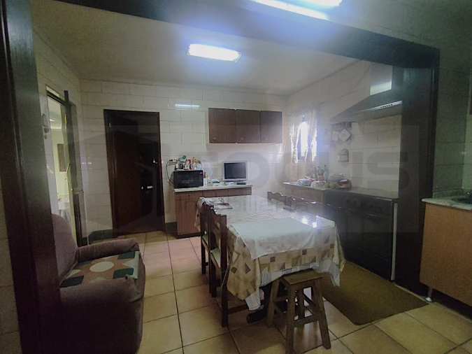 Moradia T4 para Venda em Palhaça Foto 10