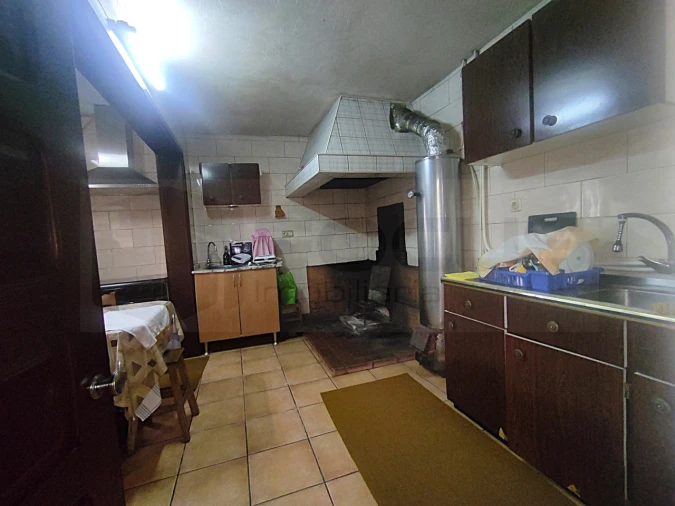 Moradia T4 para Venda em Palhaça Foto 9