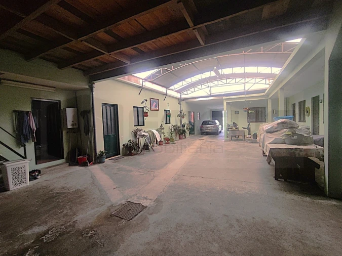 Moradia T4 para Venda em Palhaça Foto 29