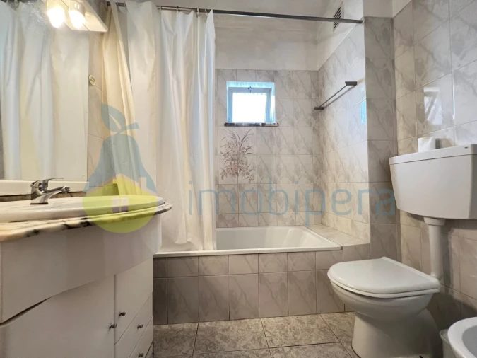 Apartamento T2 para Venda em Portimão Foto 5