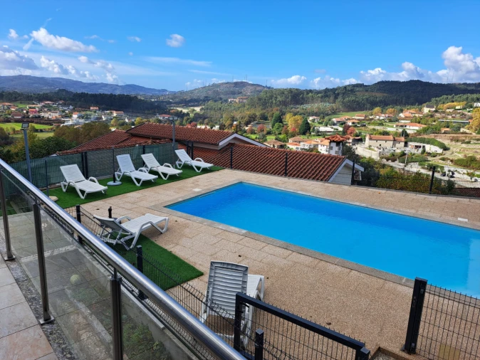 Moradia T3 para Venda em Calvos e Frades Foto 13