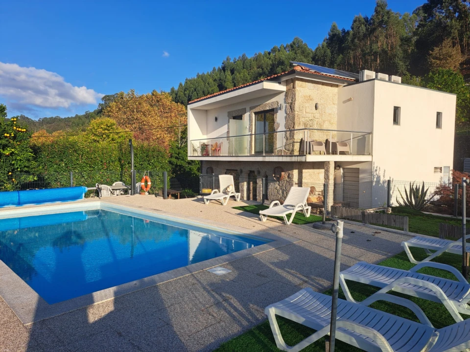 Moradia T3 para Venda em Calvos e Frades Foto 19