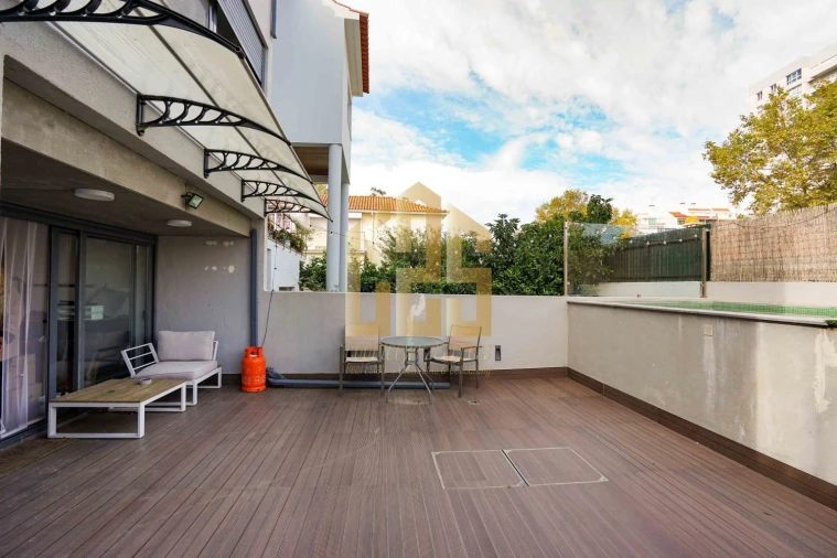 Moradia T4 para Venda em Benfica Foto 28