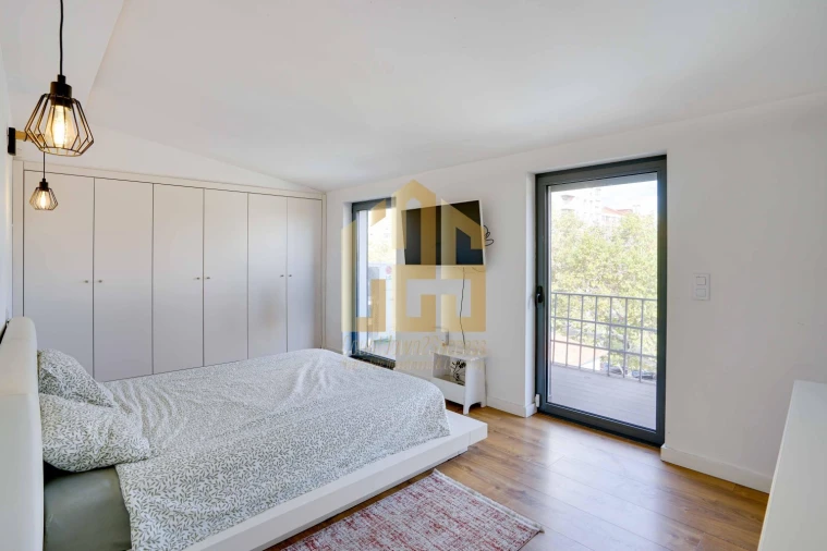 Moradia T4 para Venda em Benfica Foto 12