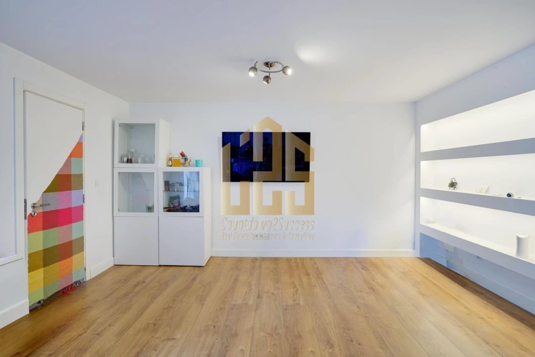 Moradia T4 para Venda em Benfica Foto 26