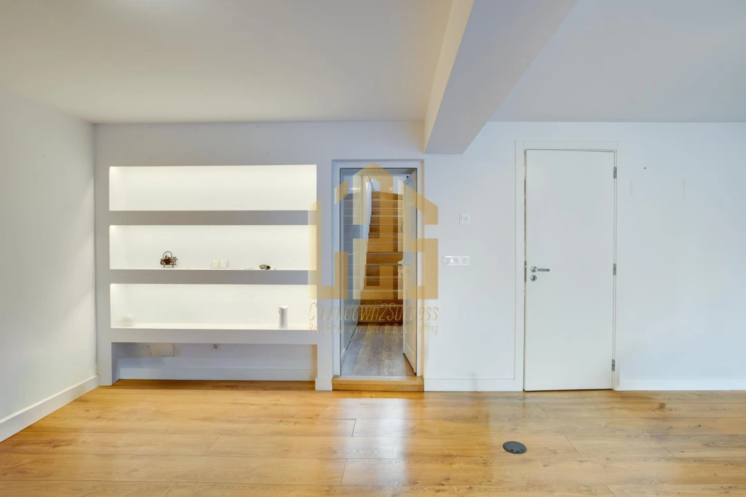 Moradia T4 para Venda em Benfica Foto 27