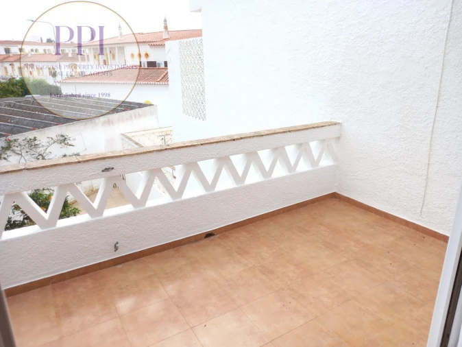 Moradia T2 para Arrendamento em Luz Foto 14