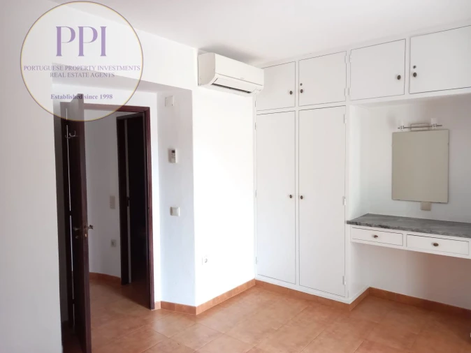 Moradia T2 para Arrendamento em Luz Foto 12