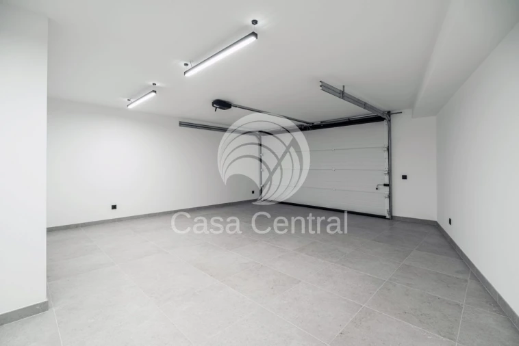 Moradia T4 para Venda em Alcabideche Foto 54