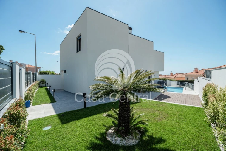 Moradia T4 para Venda em Alcabideche Foto 45