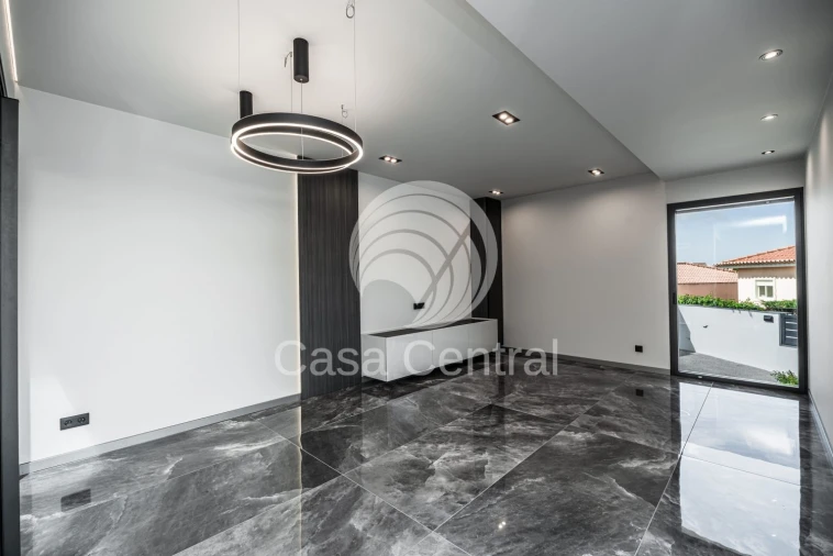 Moradia T4 para Venda em Alcabideche Foto 5