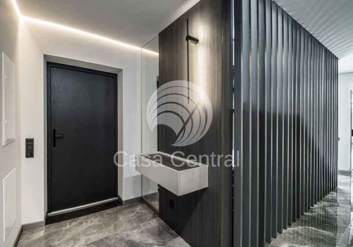 Moradia T4 para Venda em Alcabideche Foto 43