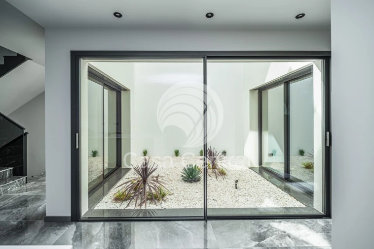 Moradia T4 para Venda em Alcabideche Foto 15