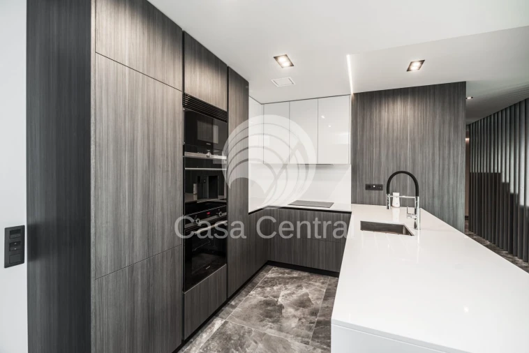 Moradia T4 para Venda em Alcabideche Foto 12