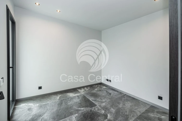 Moradia T4 para Venda em Alcabideche Foto 39