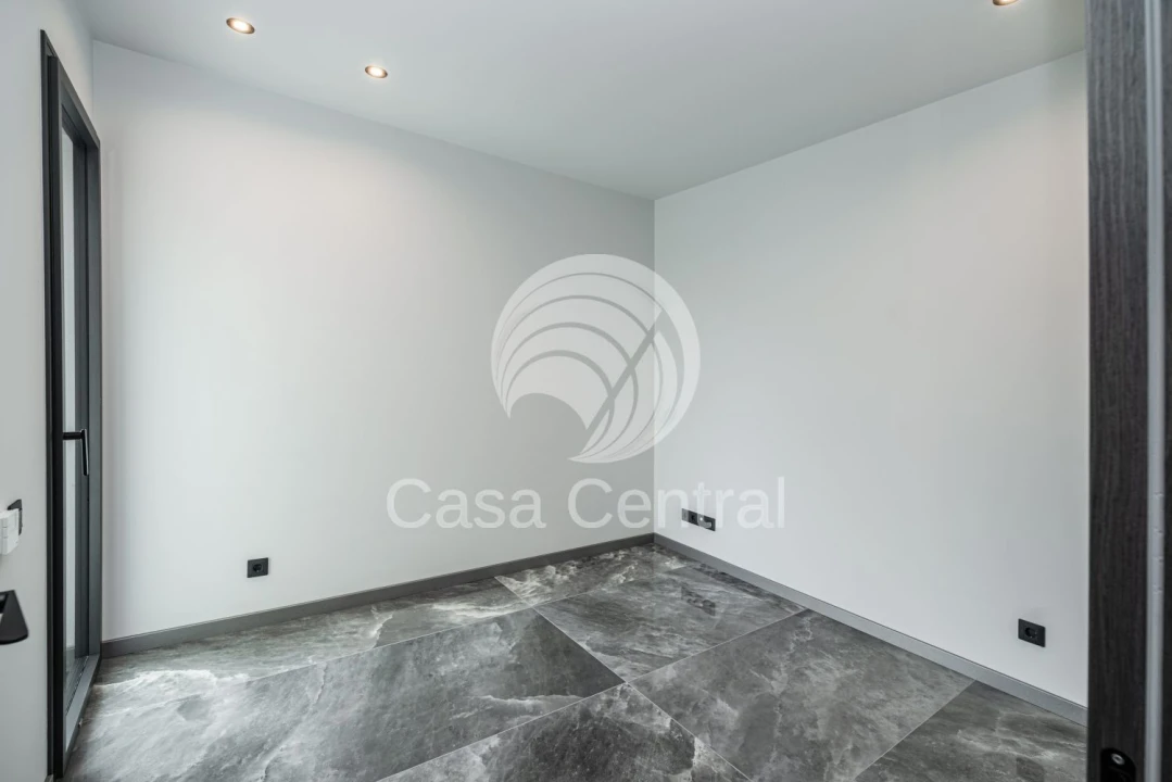 Moradia T4 para Venda em Alcabideche Foto 39