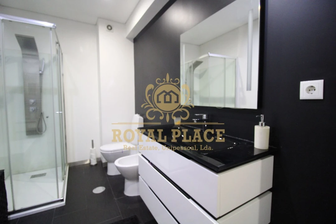 Apartamento T2 para Venda em Fiães Foto 5