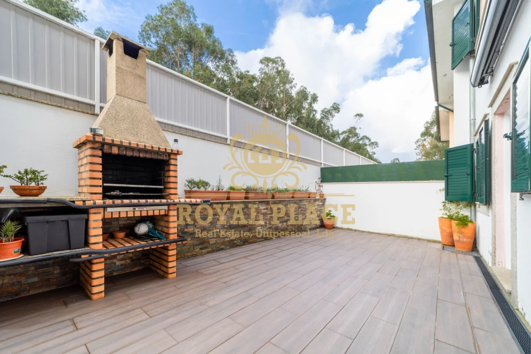 Moradia T3 para Venda em Fiães Foto 26