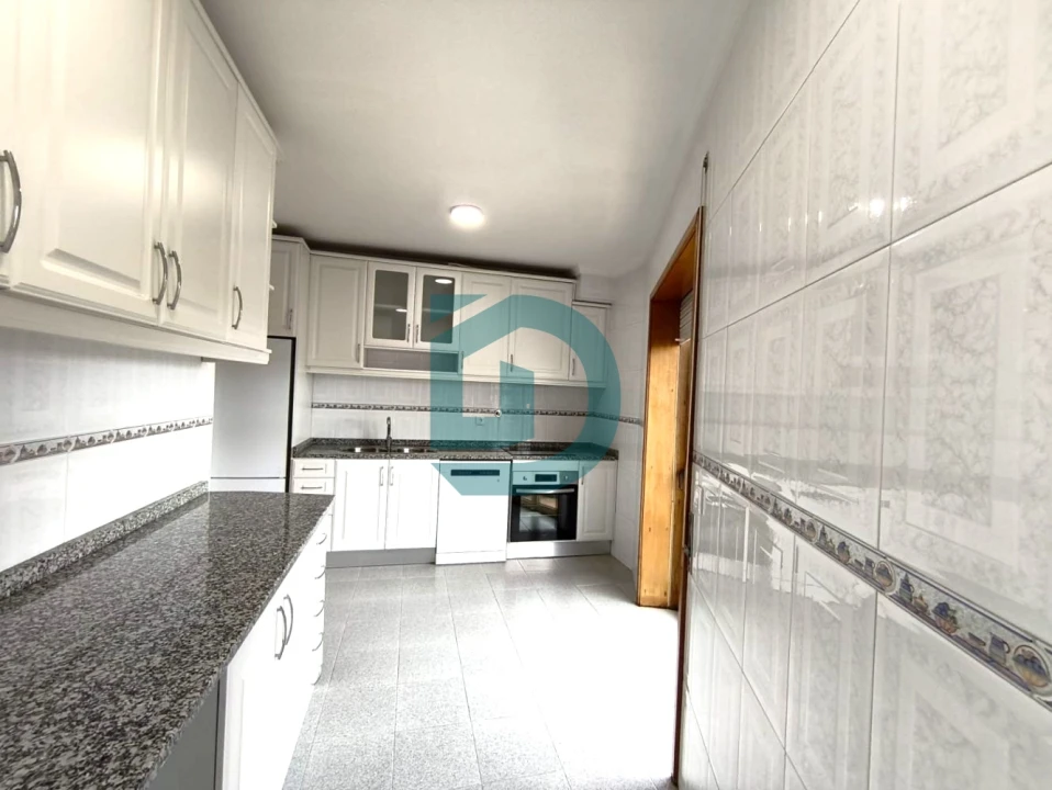 Apartamento T2 para Venda em Vila do Conde Foto 3