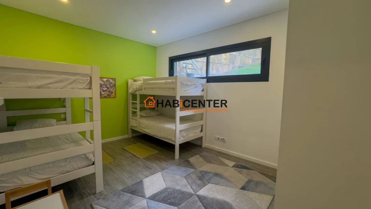 Moradia T7 para Venda em Famalicão Foto 30