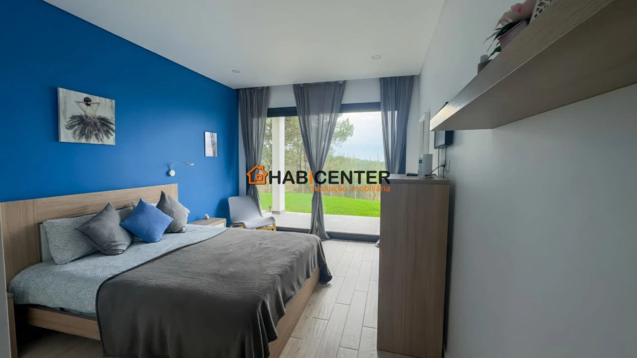 Moradia T7 para Venda em Famalicão Foto 26